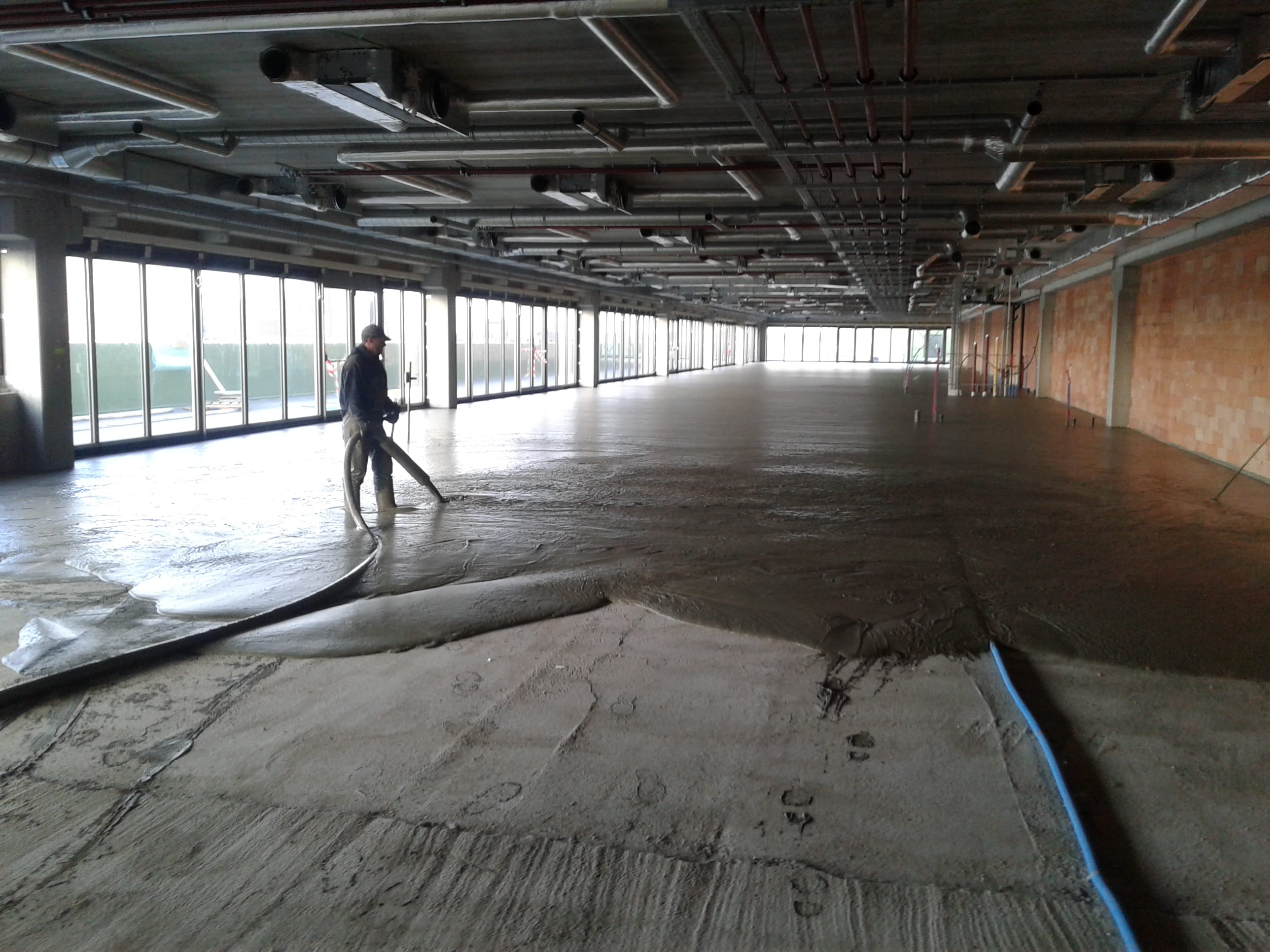 Vloeruitvulling met beton